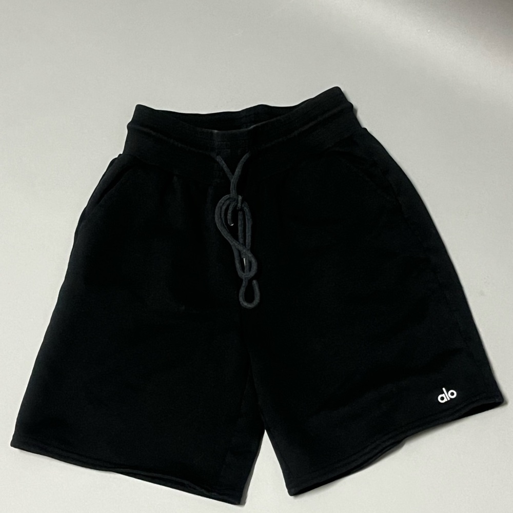 ALO Yoga high wasted  Black Shorts